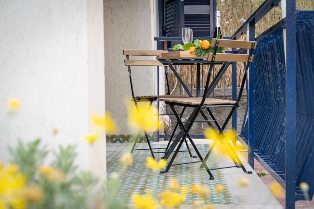 Sorrento Hidden Garden & Rooms ภายนอก รูปภาพ