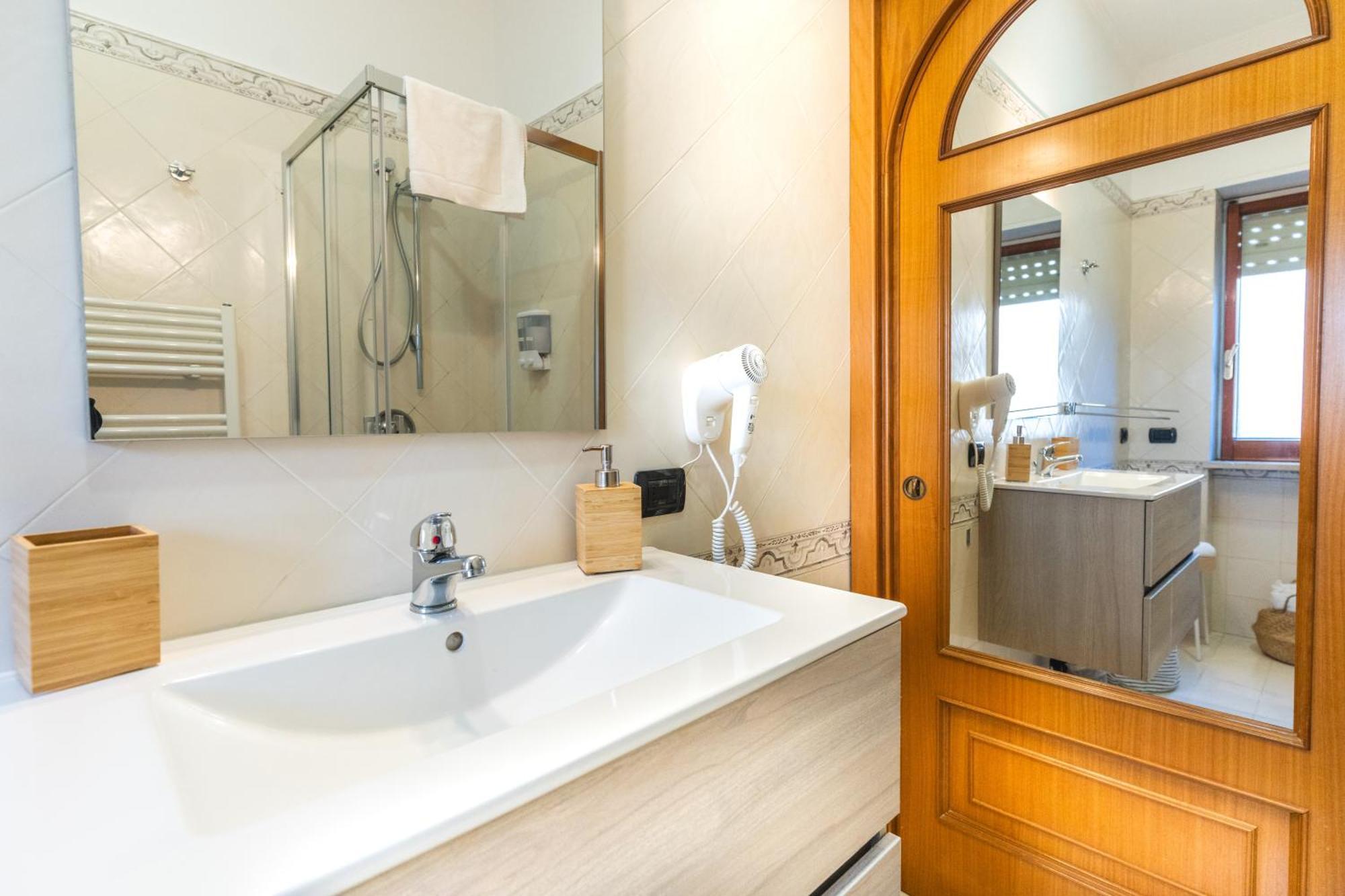Sorrento Hidden Garden & Rooms ภายนอก รูปภาพ
