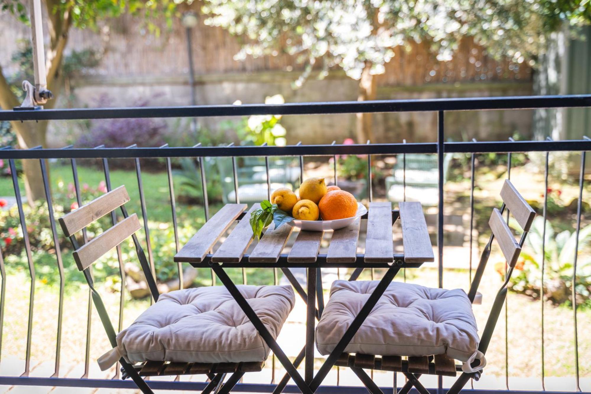 Sorrento Hidden Garden & Rooms ภายนอก รูปภาพ
