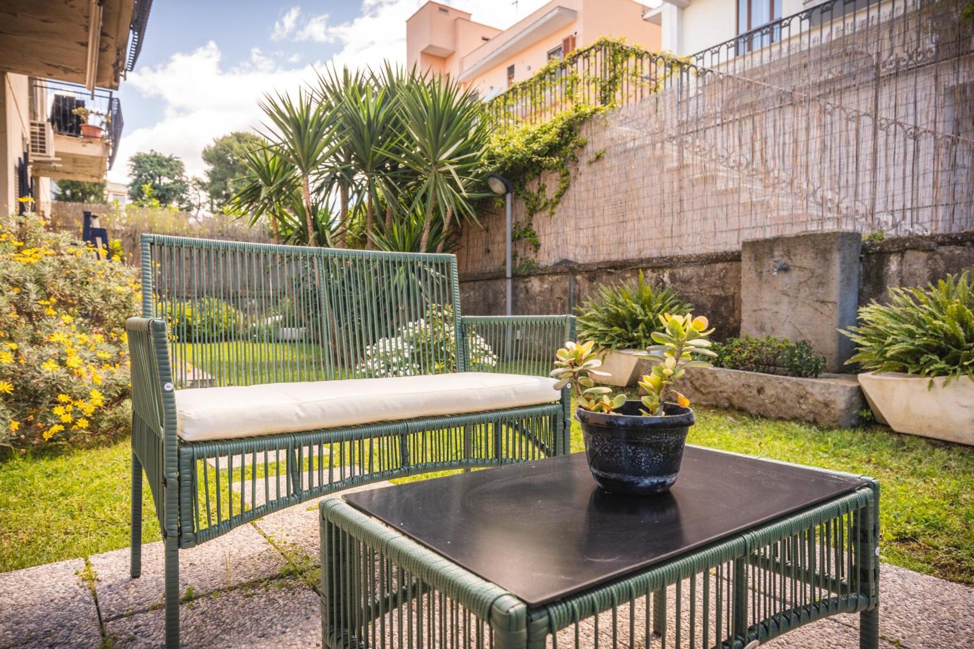 Sorrento Hidden Garden & Rooms ภายนอก รูปภาพ